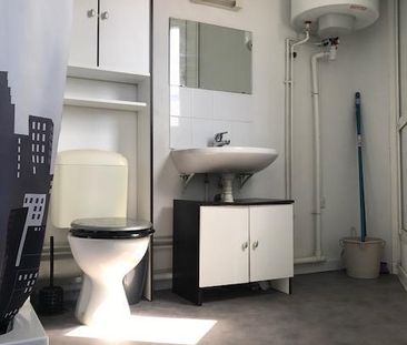 Location Appartement 1 pièce 18m² LE HAVRE 76600 - Photo 1