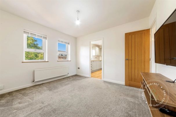 1 Bedroom Maisonette - Photo 1