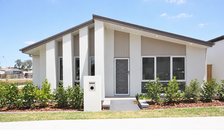 Modern Family Living in a Convenient Elderslie Location - Photo 5