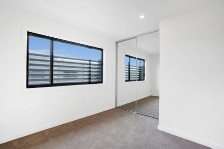 12/35 Bon Scott Crescent, Moncrieff ACT 2914 - Townhouse For Rent | Domain - Photo 4