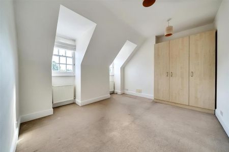 6 bedroom semi-detached house to rent - Photo 3