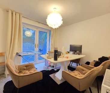 Loughton Grove, Halesowen, West Midlands, B63 - Photo 2