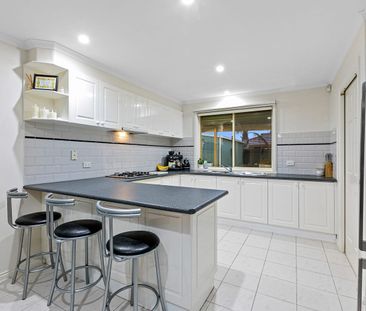 Well-Maintained Family Home in a Quiet Court Setting - Photo 6