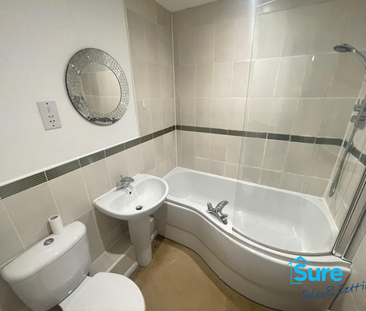 2 bedroom semi-detached house to rent - Photo 6