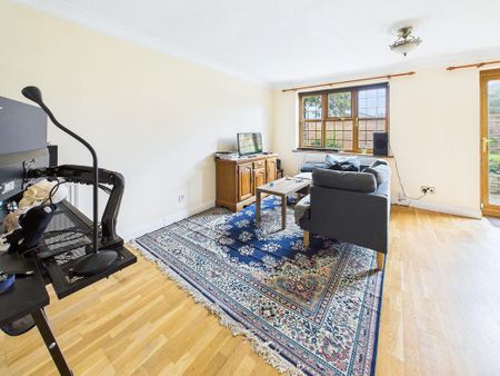 3 bedroom link detached house to rent - Photo 3