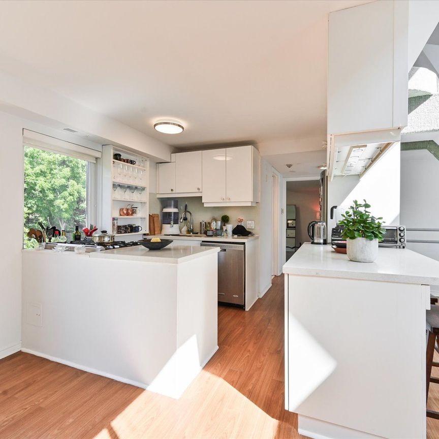 For Lease - 400 Summerhill Avenue Unit# 3rd Flr, Toronto, Ontario - Photo 1