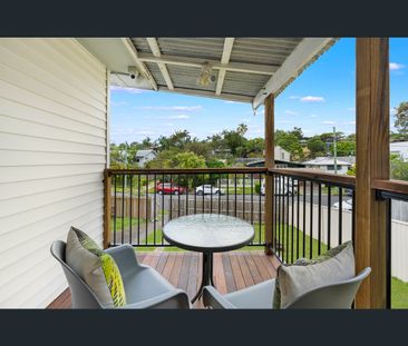 69 Melinda Street, Southport, Qld 4215 - Photo 2