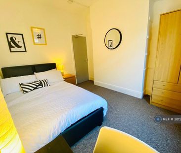 1 bedroom in a house share to rent - Photo 4