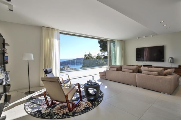 Location Maison 6 pièces 360m² VILLEFRANCHE SUR MER 06230 - Photo 1