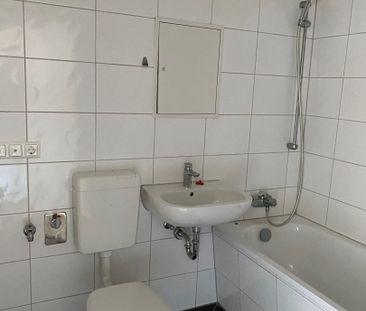 1-Raum-Wohnung mit Einbauküche - Photo 4