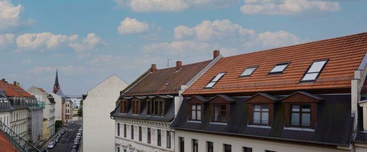 TRAUMHAFTE SINGLE- DG-WOHNUNG ÜBER DEN DÄCHERN VON LEIPZIG - Foto 1