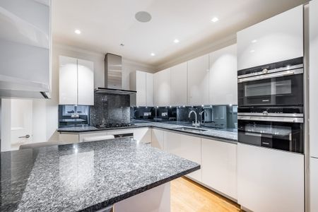 3 bedroom flat to rent - Photo 5