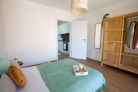 Puntigam – 33m² – 2 Zimmer Wohnung — Balkon – 4 Wohnungen bis 1.6. verfügbar – Besichtigung am 24.2. um 12 Uhr - Foto 2