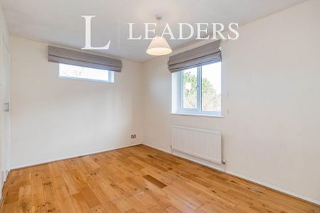 1 bedroom semi-detached house to rent - Photo 4