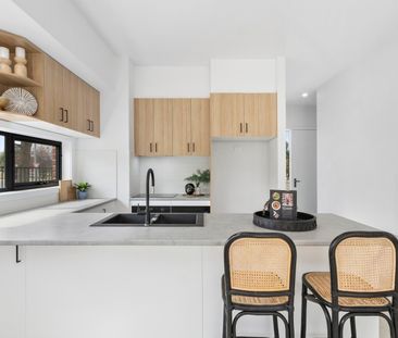 11/110 Livingston Avenue, Kambah ACT 2902 - Townhouse For Rent | Do... - Photo 5