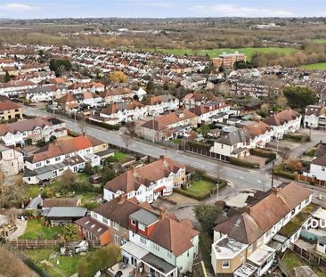 Kingsway, Woodford Green - Photo 5