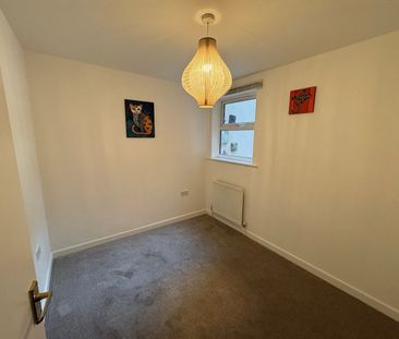 2 Bed Maisonette, Lynmouth Road, RG1 - Photo 3