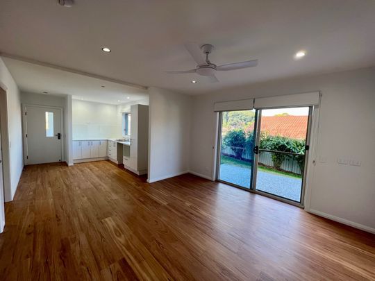 2 Fernleigh Avenue, Korora - Photo 1