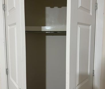 Britannia Crescent, Huddersfield - Photo 4