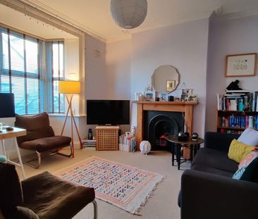2 Bed Maisonette, Park Street, BS4 - Photo 1