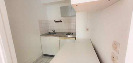 Location Appartement 2 pièces 35m² LILLE 59800 - Photo 2