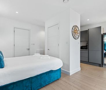 Studio to rent - Photo 2