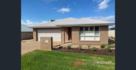 This brand-new home is ready to move straight in and features: - Photo 4