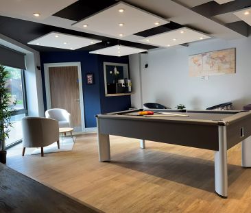 Studio Bronze - Photo 2