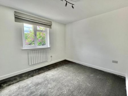 Boston Spa, West Avenue, LS23 - Photo 3