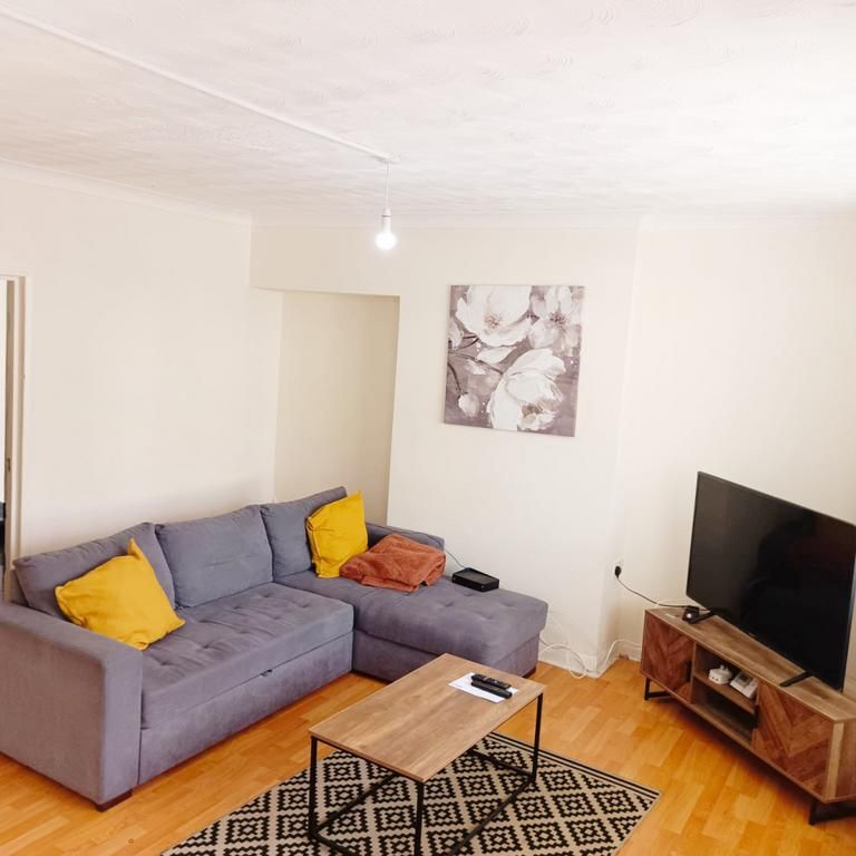 3 bedroom terraced house to rent - Photo 1