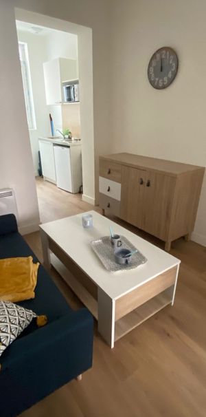 APPARTEMENT T2 MEUBLÉ - PROCHE GARE ET CENTRE VILLE - Photo 1