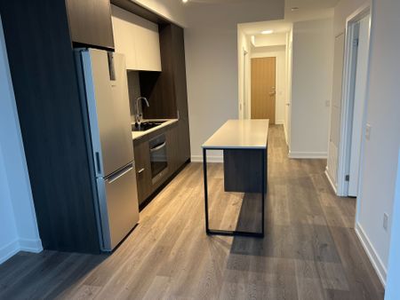 For Lease - 395 Square One Drive Unit# 1701, Mississauga, Ontario - Photo 3