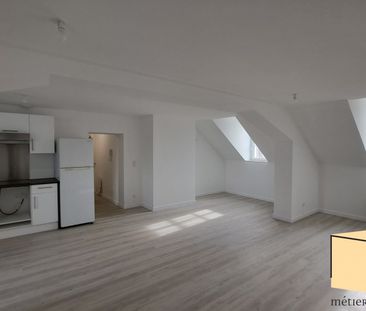 Location Appartement 3 pièces 65m² BELLEY 01300 - Photo 3