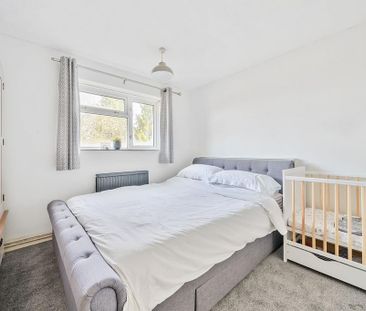 2 bedroom maisonette to rent - Photo 4