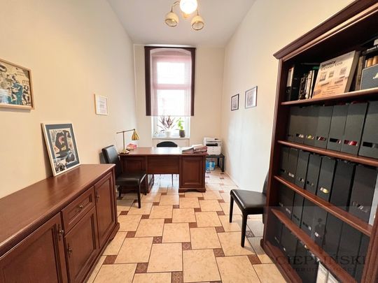 Centrum, 4 pok. po remoncie, ładna kamienica - Photo 1