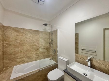 Byford 3-Bed Low-Maintenance Home - Photo 4