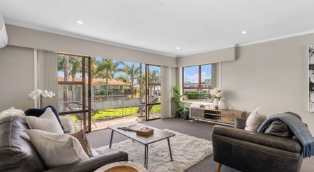 Beachside Living in the Heart of Kohimarama - Photo 5