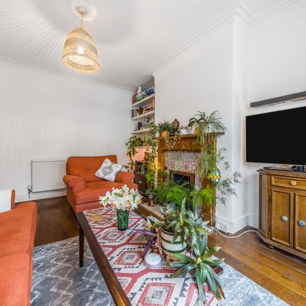 2 bedroom semi-detached house to rent - Photo 1