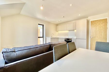 2 bedroom apartment to rent - Photo 2