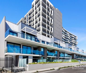 PRIME LOCATION WITH RESORT-INSPIRED AMENITIES - FULLY FURNISHED - Photo 6