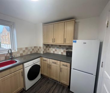 Macfarlane Chase, Weston-Super-Mare - Photo 6