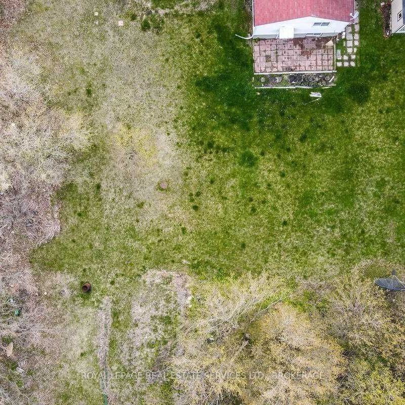 For Lease - 1725 Spruce Hill Road, Pickering, Ontario - Photo 1