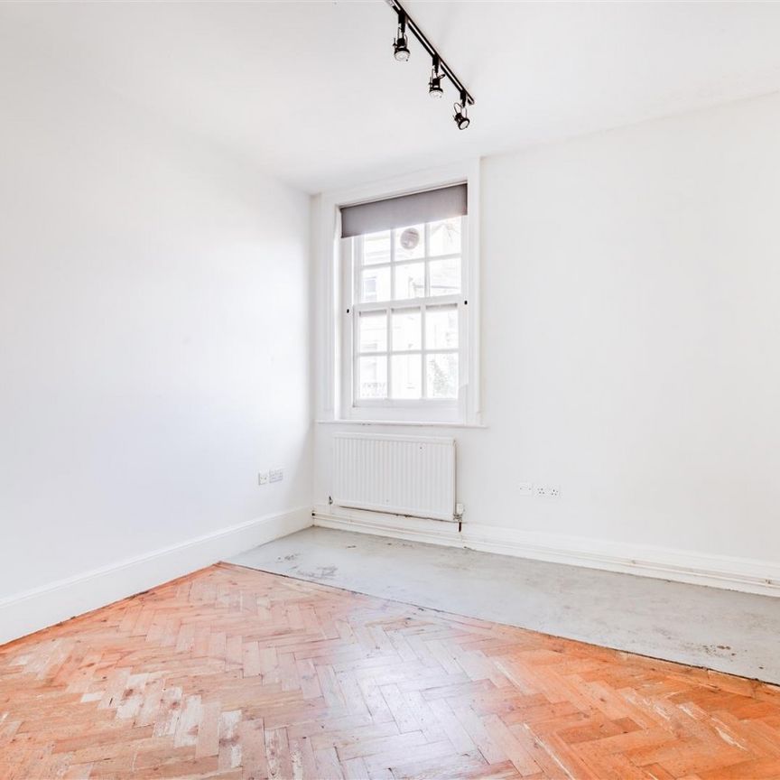 Buckingham Place, BN1 - Photo 1
