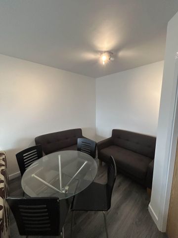 Lockfield, Runcorn - Photo 3