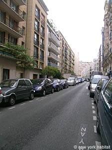 Logement à Paris, Location meublée - Photo 1