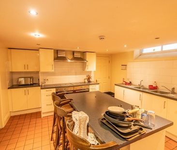 Room 1, 32 Lord Mayor's Walk - Photo 6