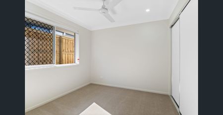 SPACIOUS AND LUXURIOUS 3 BEDROOM HOME AVAILABLE SOON! - Photo 2