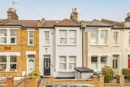3 bedroom terraced house to rent - Photo 3