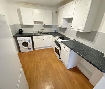 2 bedroom apartment to rent - Photo 2