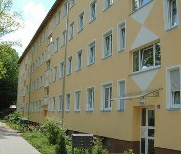 Hell durchflutete 2-Zimmer-Wohnung mit Balkon - Photo 2